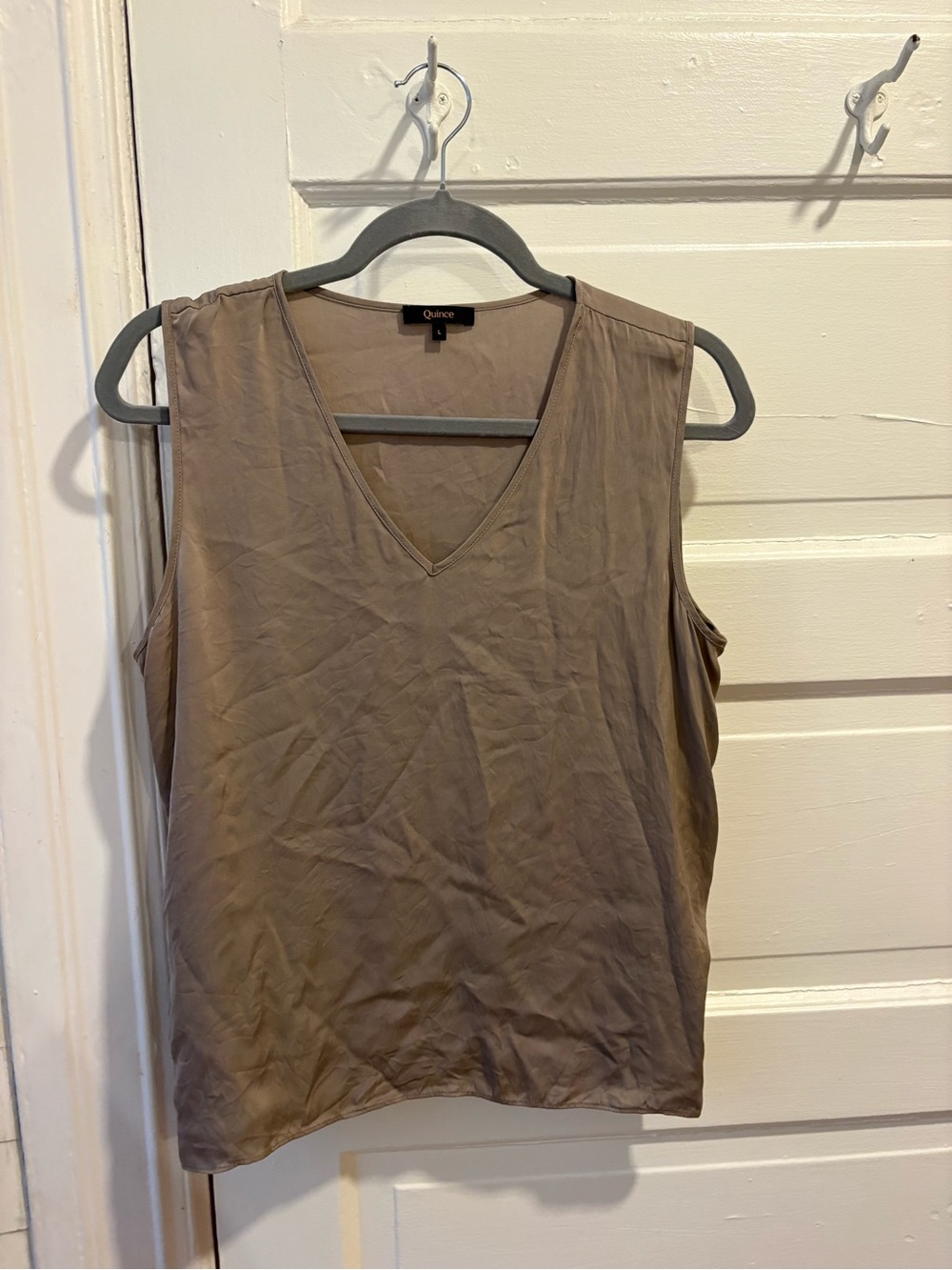 Quince Taupe V-Neck Sleeveless Silk Tank Top